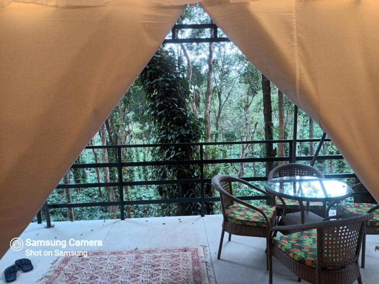 Devi Villa - Plantation Retreat And Forest Getaway Kutta Luaran gambar